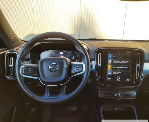 Volvo XC 40 cena 119900 przebieg: 122000, rok produkcji 2020 z Węgorzyno małe 301
